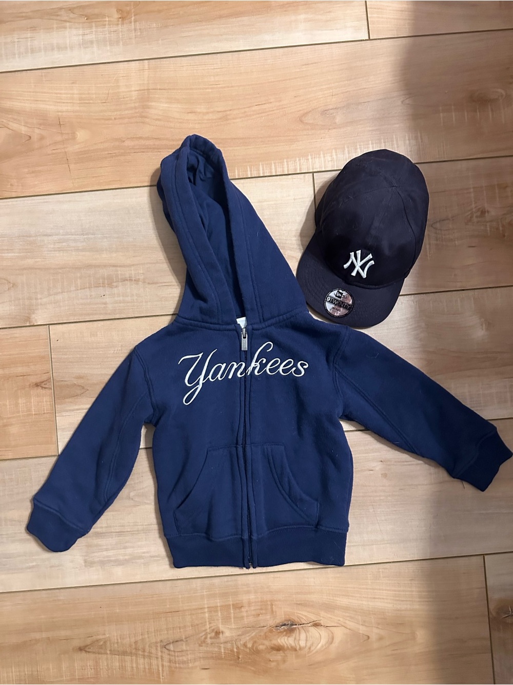 New York Yankees Kids Zip-Up Hoodie and Infant Hat